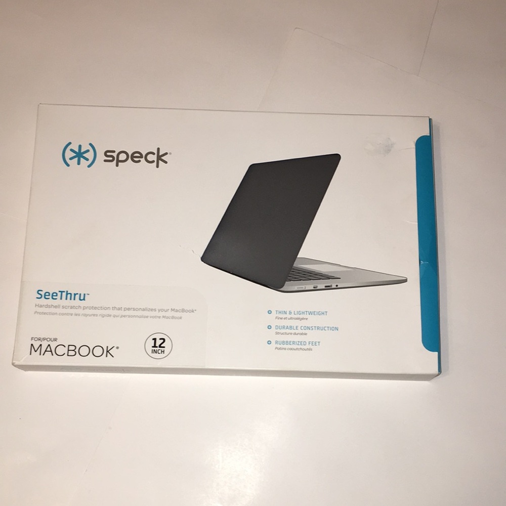 Speck MACBOOK  LETS PROTECT AND CHANGEUP